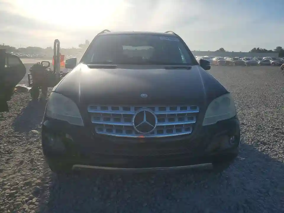 4JGBB5GB5BA668960 2011 MERCEDES-BENZ M-CLASS-4