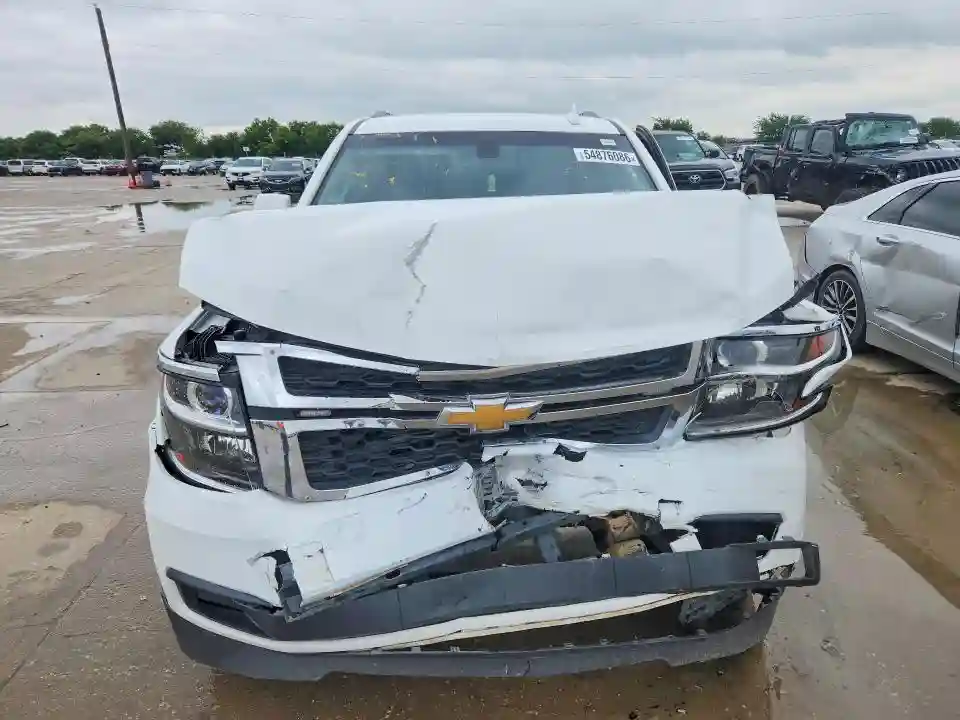 1GNSKGKC8HR261832 2017 CHEVROLET SUBURBAN-4