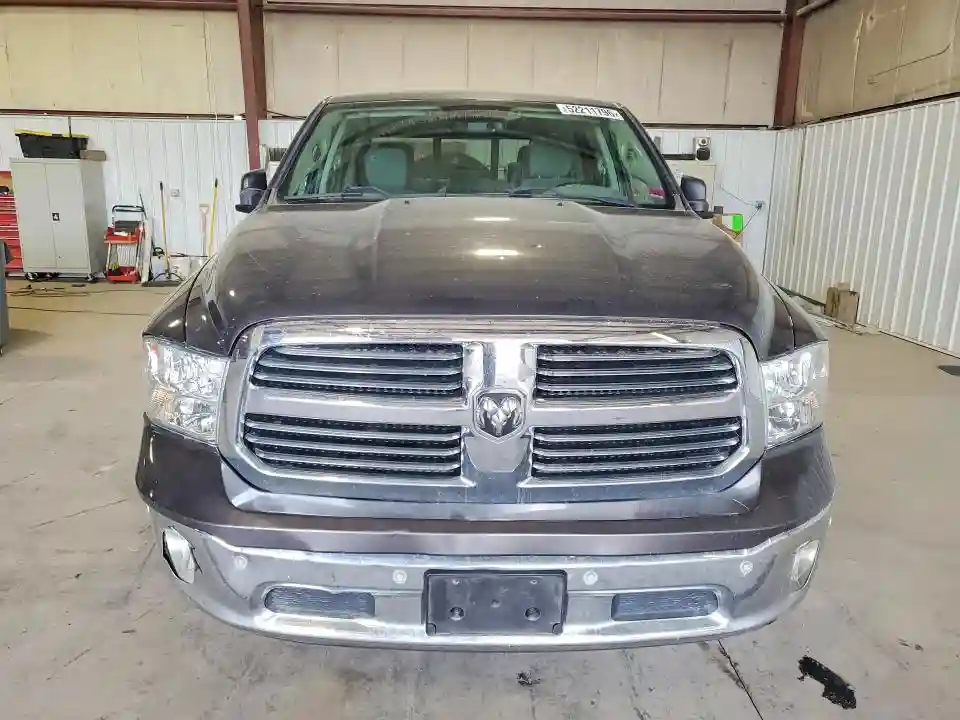 1C6RR7LT2HS656672 2017 RAM 1500-4