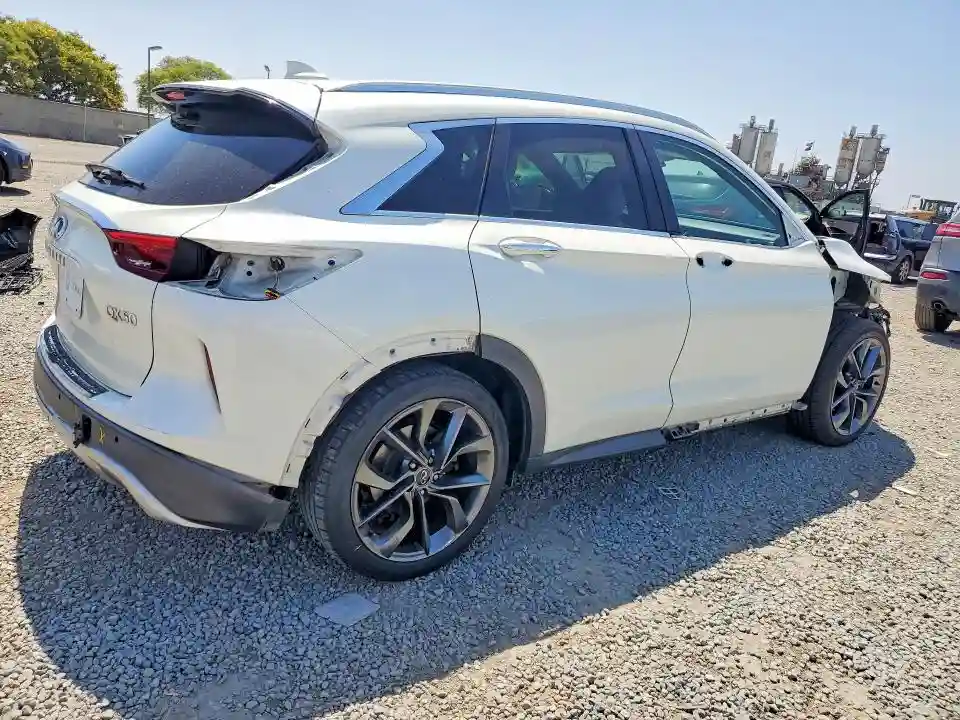 3PCAJ5M36KF118559 2019 INFINITI QX50-2