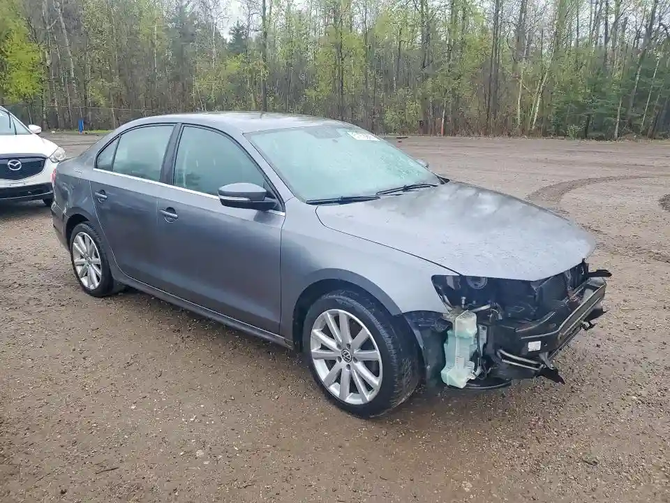 3VWDX7AJ4DM389089 2013 VOLKSWAGEN JETTA-3