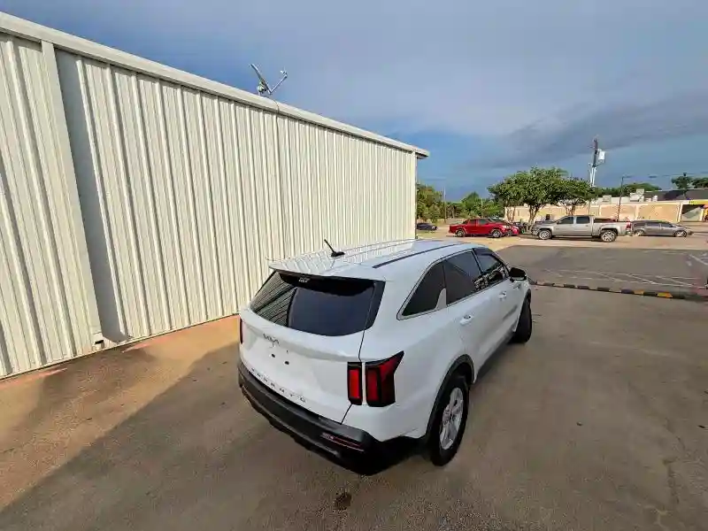 5XYRG4LC8NG157373 2022 KIA SORENTO-3