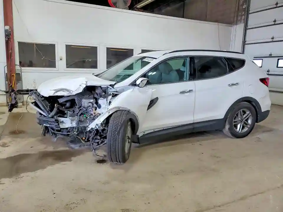 5XYZUDLB0HG397828 2017 HYUNDAI SANTA FE-0