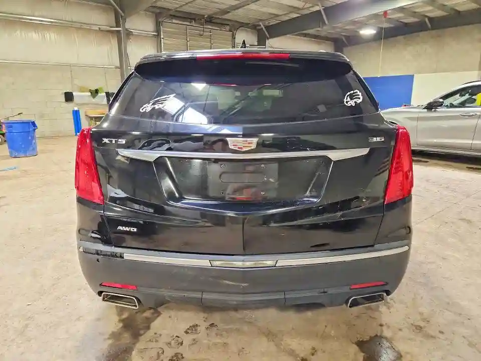 1GYKNERS8HZ208088 2017 CADILLAC XT5-5
