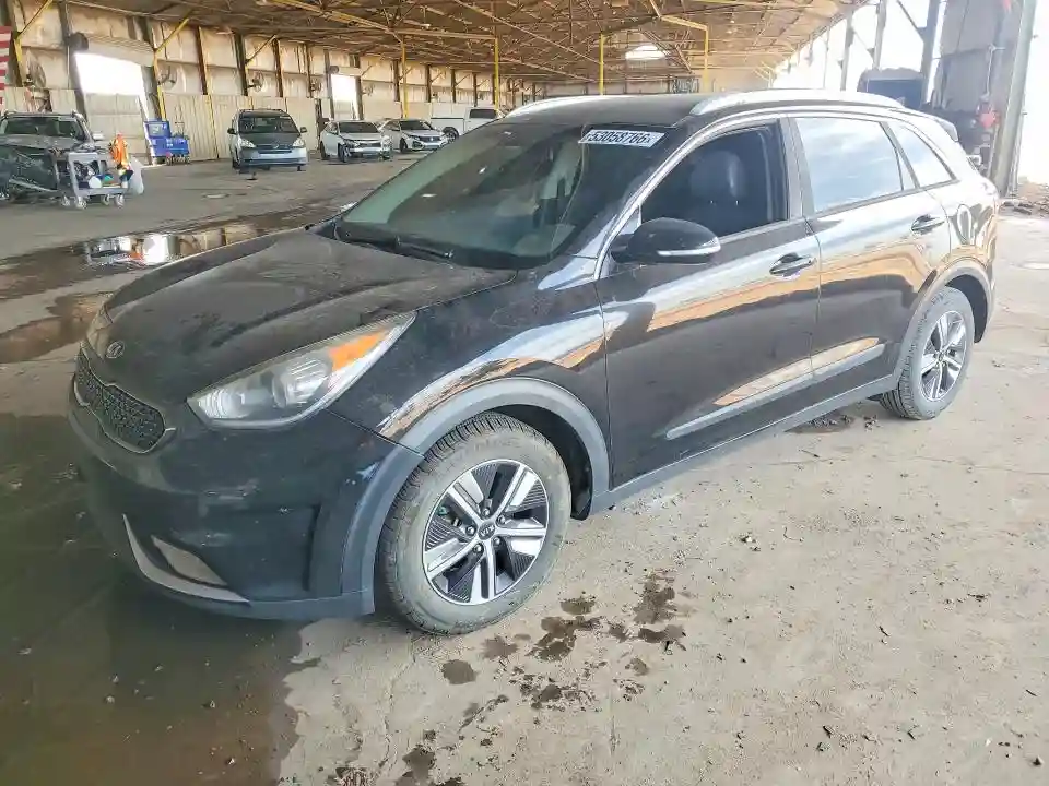 KNDCC3LC7J5143642 2018 KIA NIRO-0