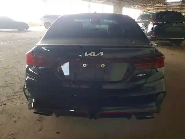 3KPF44AC9NE500266 2022 KIA FORTE-5