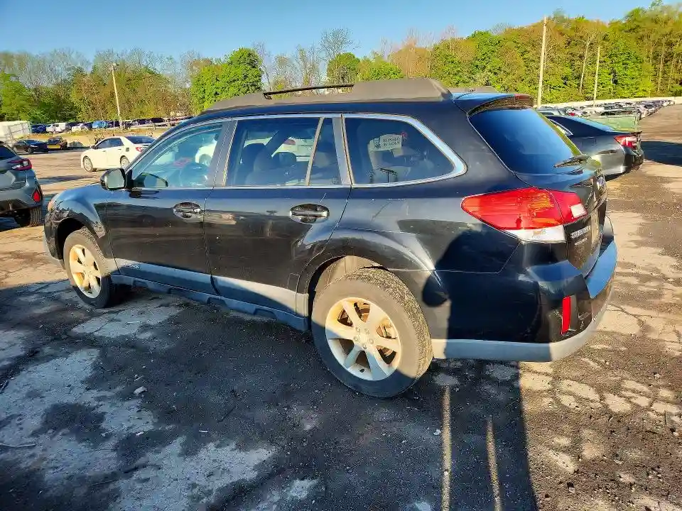 4S4BRBCC7D3316186 2013 SUBARU OUTBACK-1
