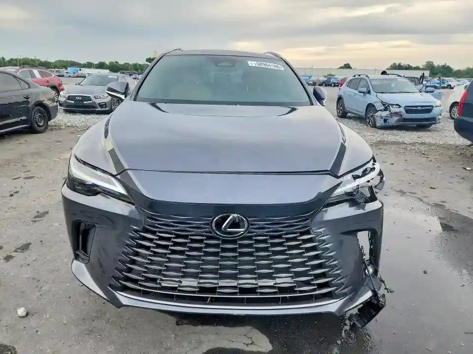 2T2BBMCAXSC085626 2025 LEXUS-4