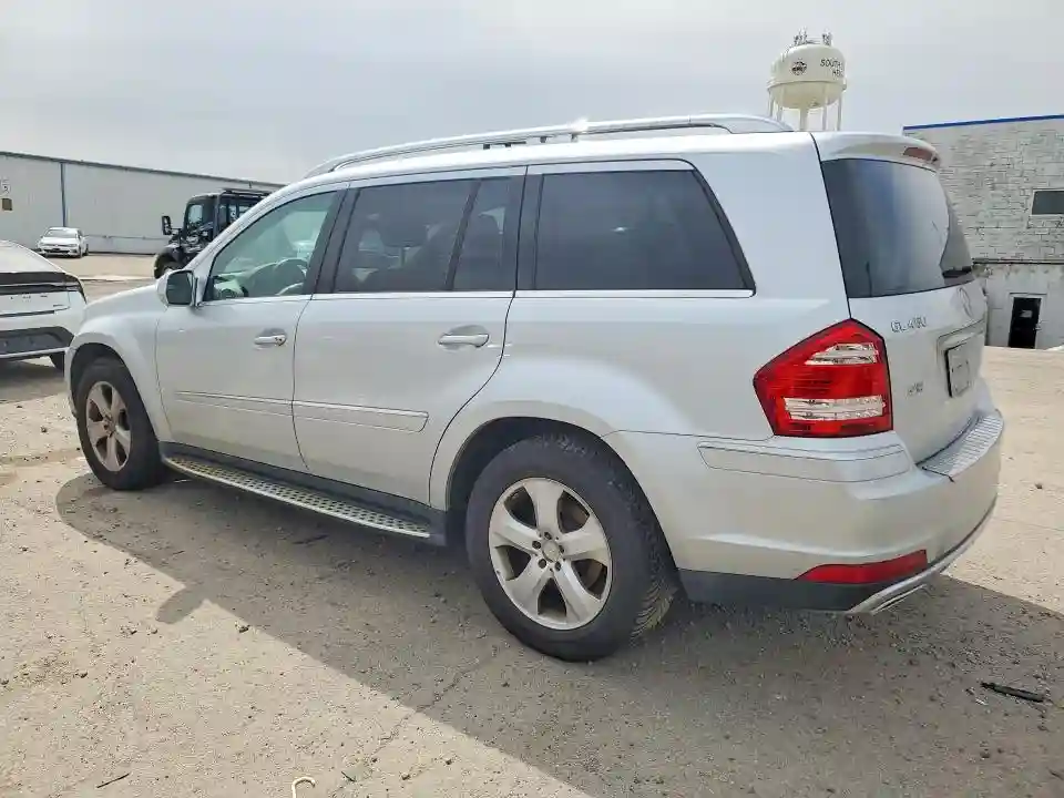 4JGBF7BB1AA533030 2010 MERCEDES-BENZ GL-CLASS-1