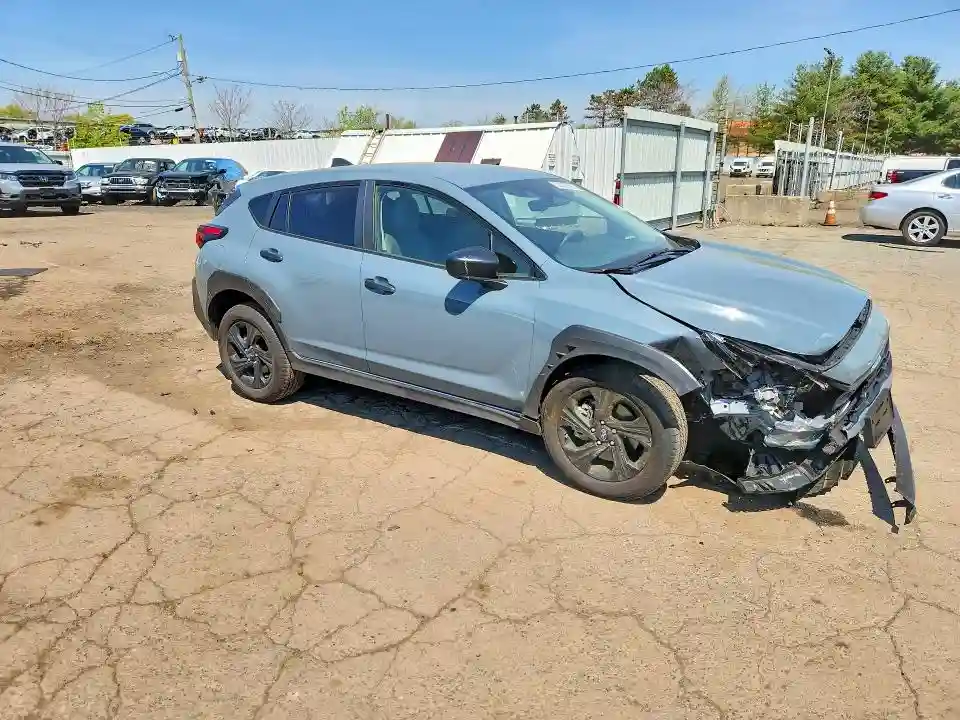 JF2GUABC8S8239009 2025 SUBARU CROSSTREK-3