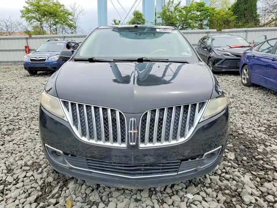 2LMDJ8JK1DBL00678 2013 LINCOLN MKX-4