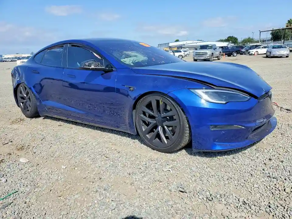 5YJSA1E55PF522246 2023 TESLA MODEL S-3