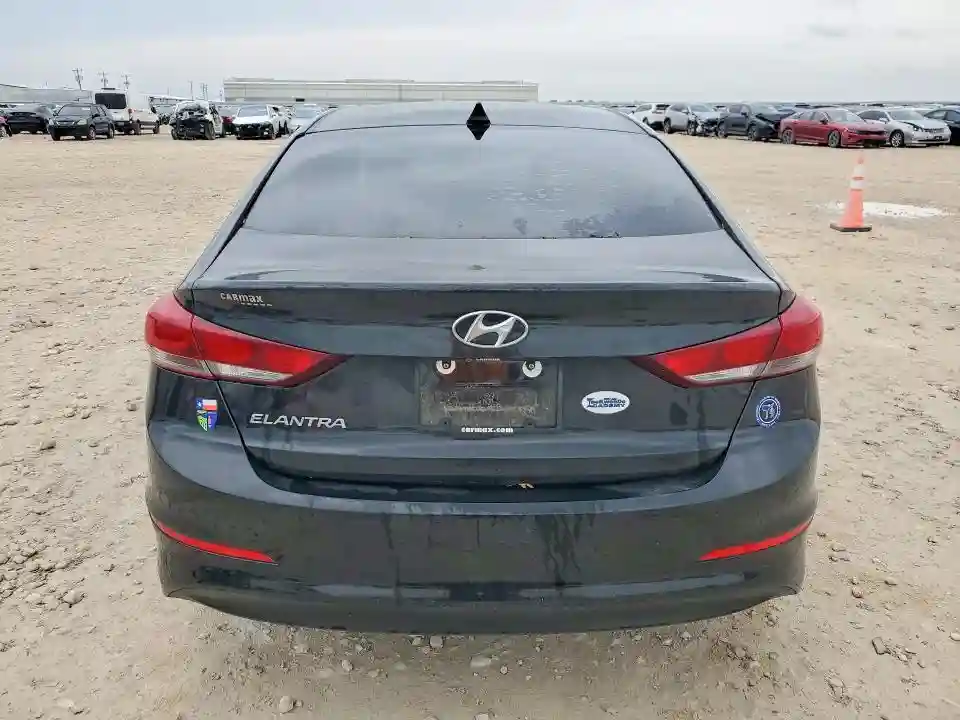 5NPD84LFXJH252067 2018 HYUNDAI ELANTRA-5