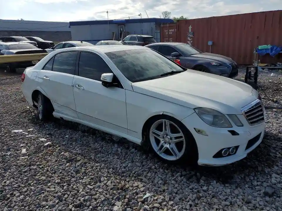 WDDHF5GB8AA048272 2010 MERCEDES-BENZ E-CLASS-3