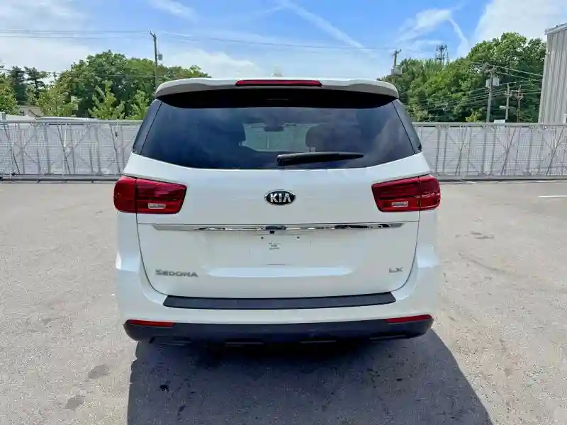 KNDMB5C18K6525496 2019 KIA SEDONA-4