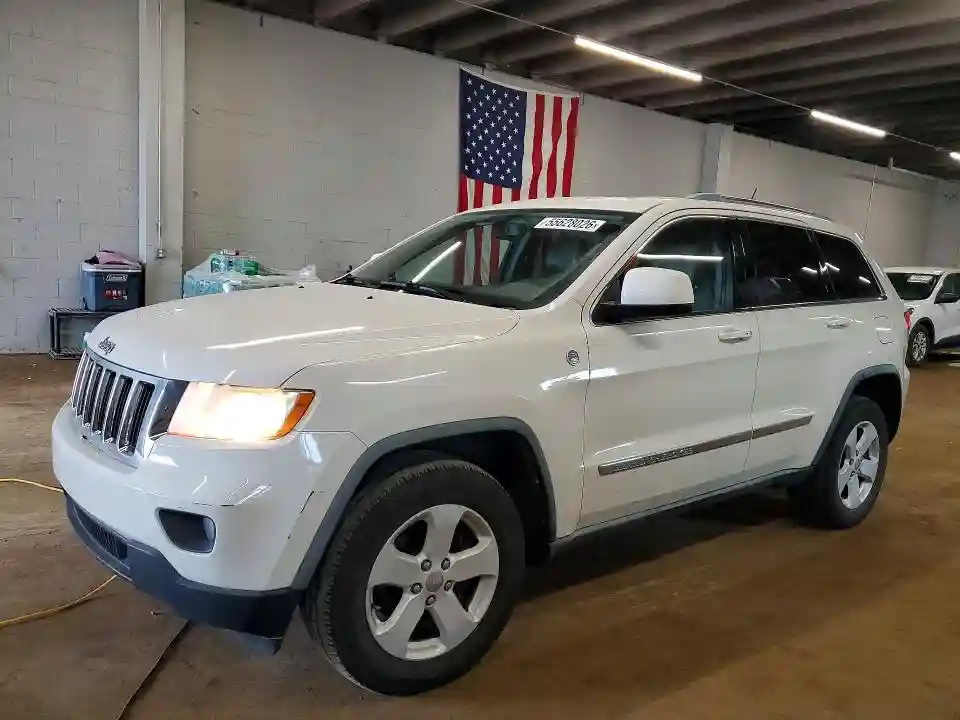 1J4RR4GT8BC586690 2011 JEEP CHEROKEE-0