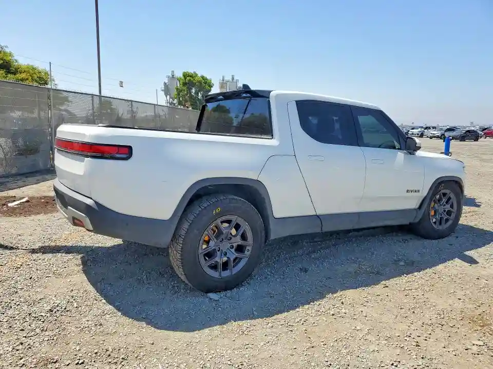 7FCTGAAAXNN015566 2022 RIVIAN RIT-2