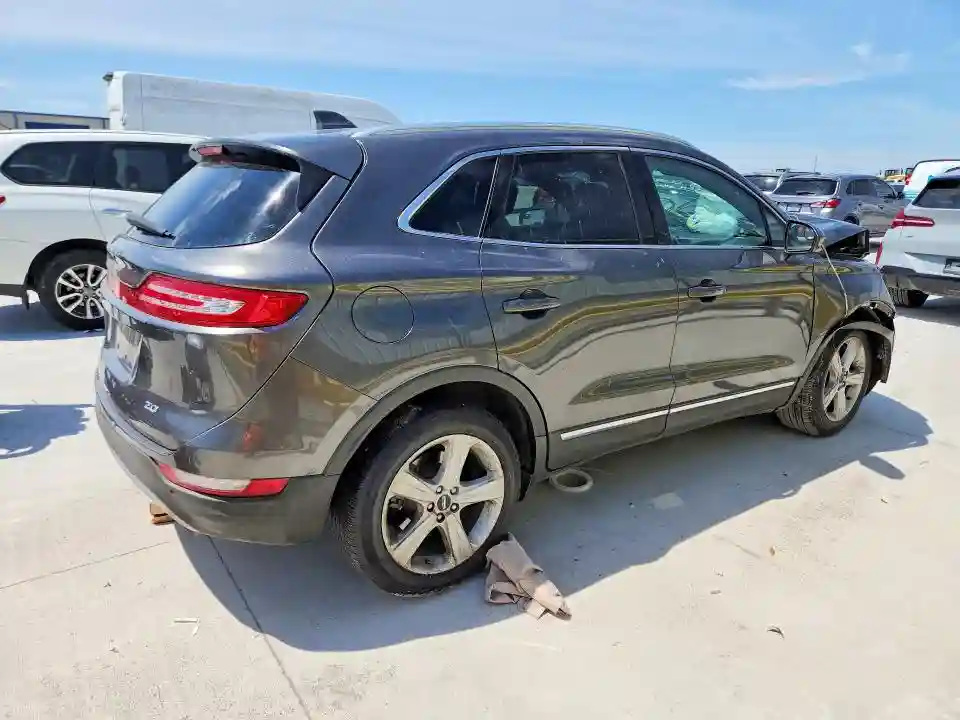 5LMCJ1C95HUL24813 2017 LINCOLN MKC-2