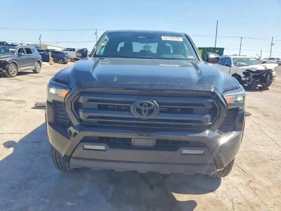 3TMLB5JN8RM061847 2024 TOYOTA TACOMA-4