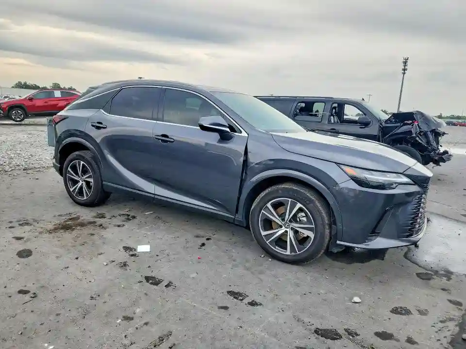 2T2BBMCAXSC085626 2025 LEXUS-3