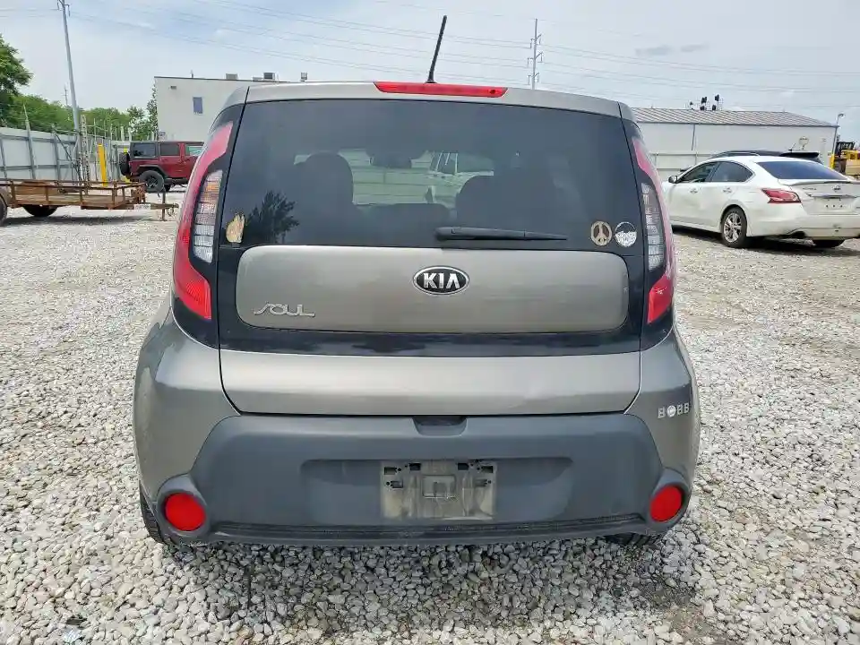 KNDJN2A24G7238677 2016 KIA SOUL-5