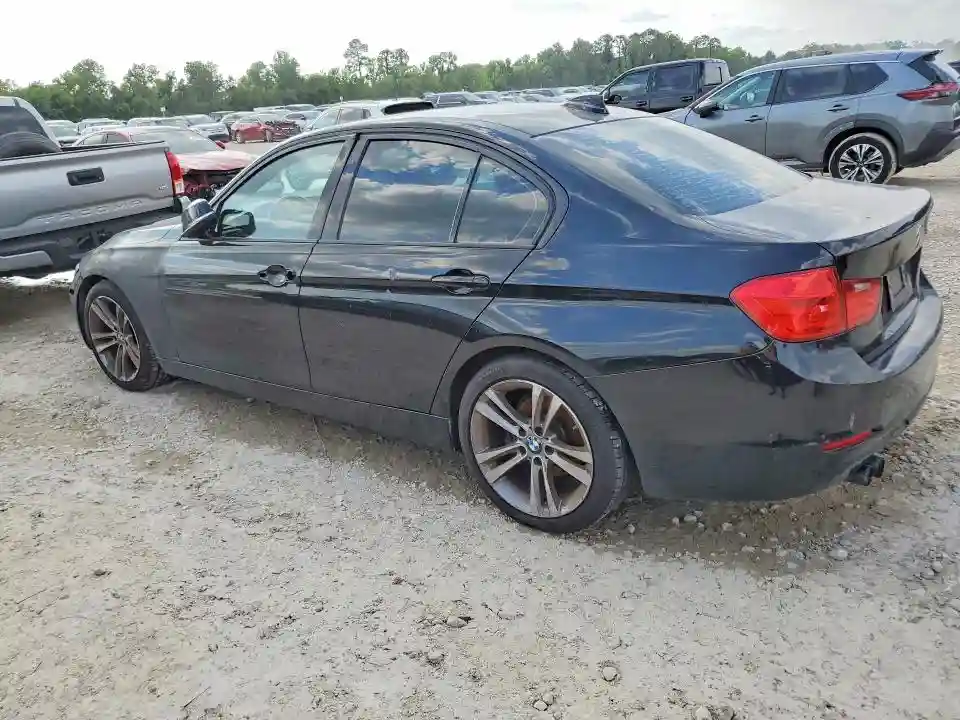 WBA3A5C59CF343175 2012 BMW 3 SERIES-1