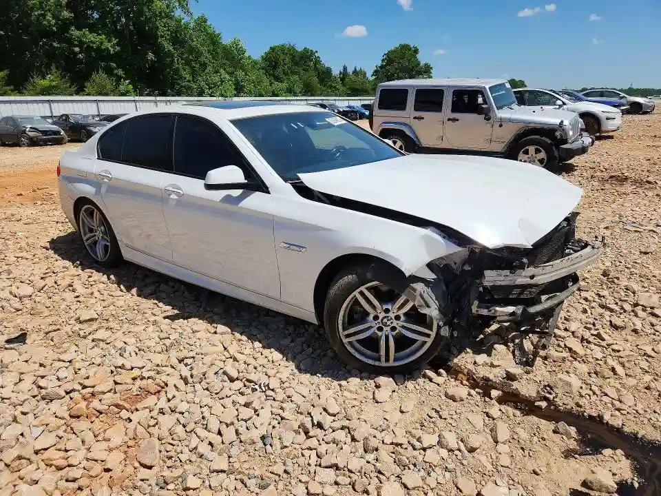 WBAFR7C56DC820925 2013 BMW 5 SERIES-3