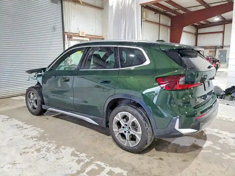 WBX73EF06S5236381 2025 BMW X1-1