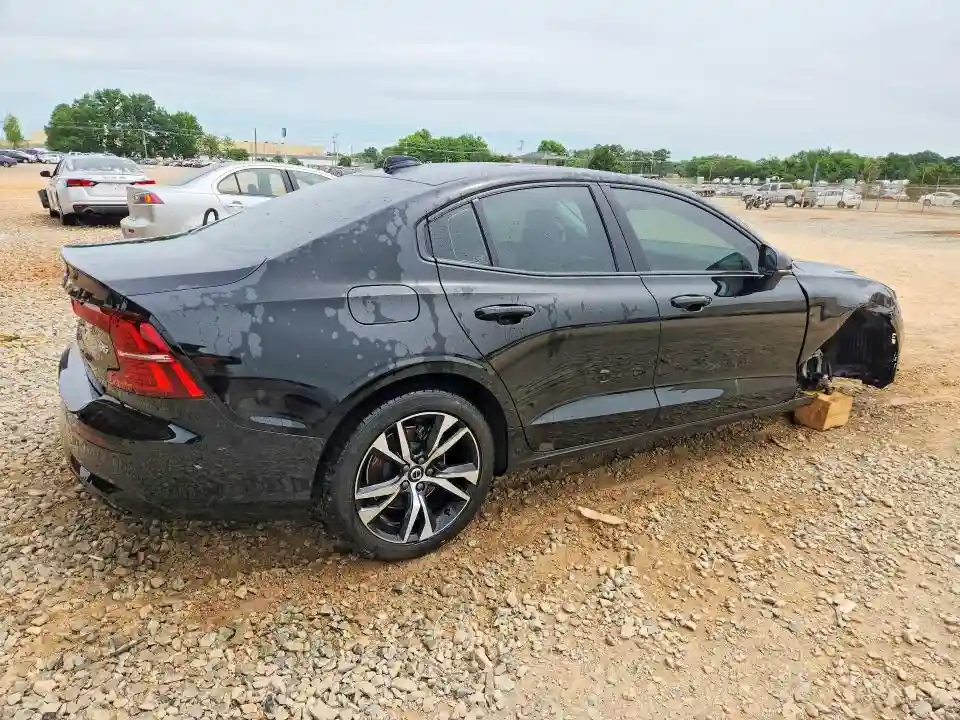 7JRL12FK9PG227365 2023 VOLVO S60-2