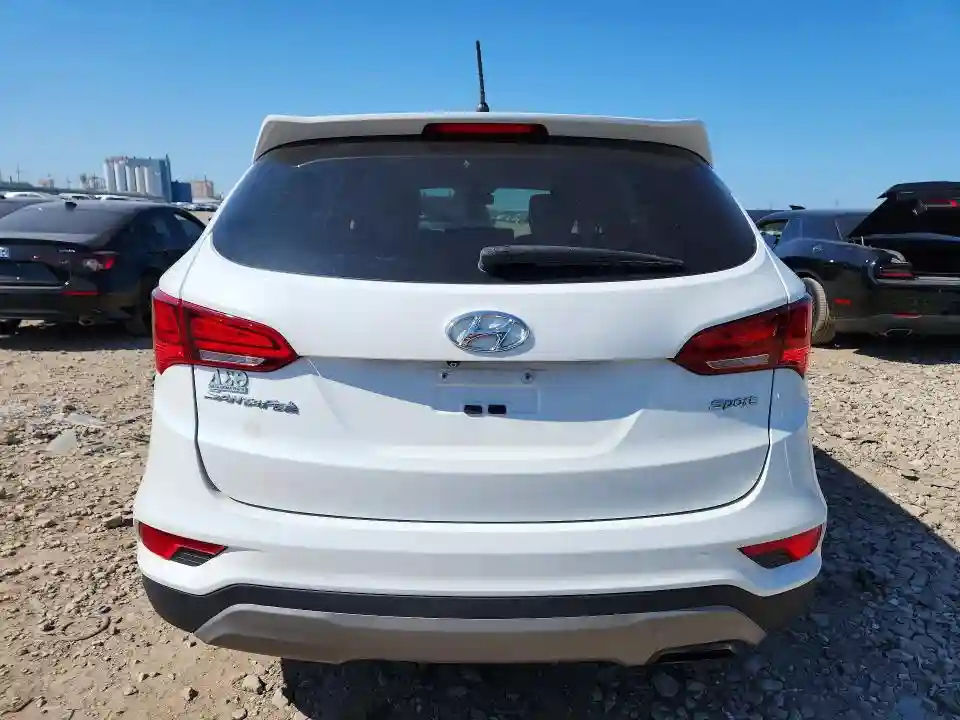 5XYZT3LB5JG553221 2018 HYUNDAI SANTA FE-5