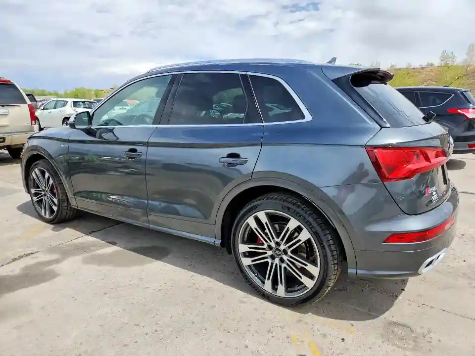 WA1C4AFY1J2125495 2018 AUDI SQ5-1