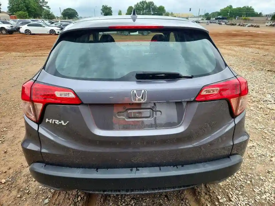 3CZRU5H57JM713141 2018 HONDA HR-V-5