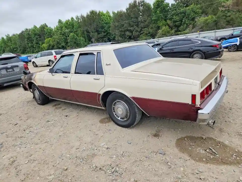 2G1AL6995D1202108 1983 CHEVROLET IMPALA-1