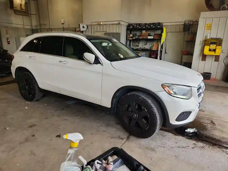 WDC0G4KBXGF055493 2016 MERCEDES-BENZ GLC-CLASS-3