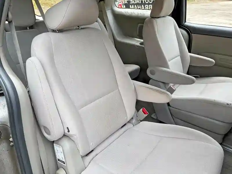 KNDMA5C16G6114169 2016 KIA SEDONA-5