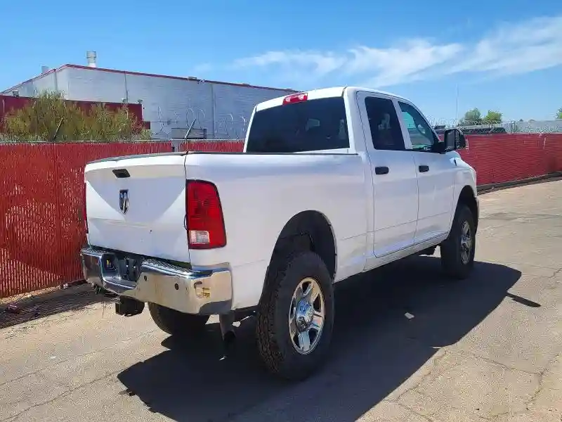3C6UR5CJ2GG192317 2016 RAM 2500-3
