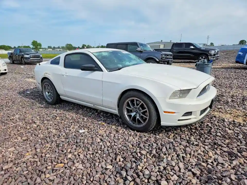 1ZVBP8AM1D5269621 2013 FORD MUSTANG-3