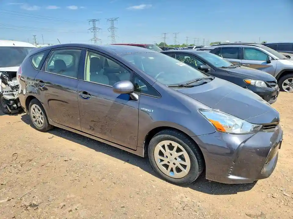 JTDZN3EUXHJ065837 2017 TOYOTA PRIUS V TW-3