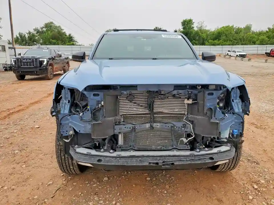 JTEVA5BR9S5014752 2025 TOYOTA 4RUNNER-4