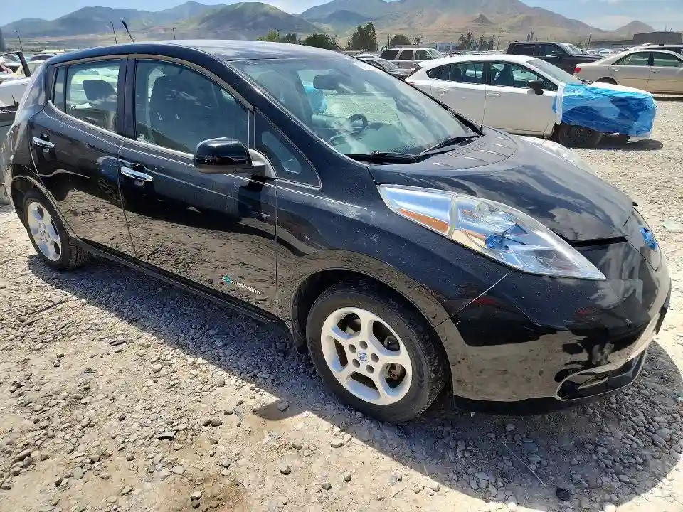 1N4AZ0CP2DC405516 2013 NISSAN LEAF-3
