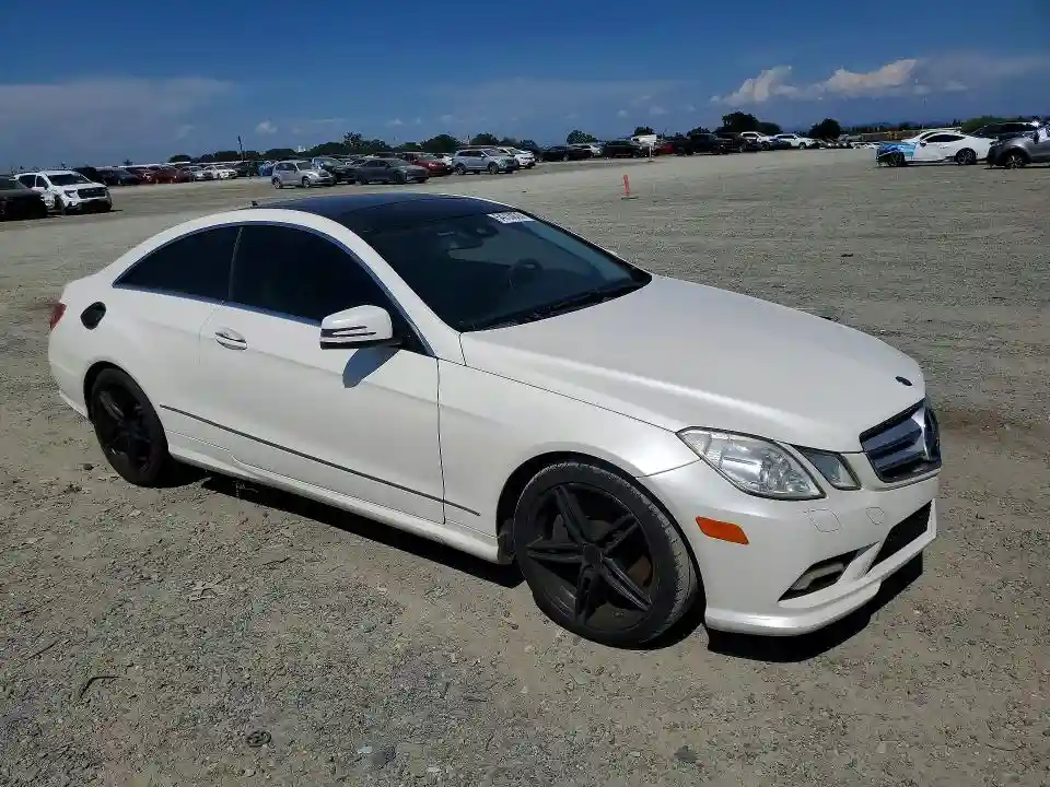 WDDKJ7CB6AF040972 2010 MERCEDES-BENZ E-CLASS-3