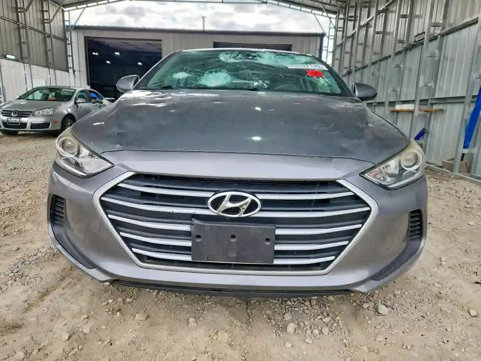 KMHD84LF8JU451068 2018 HYUNDAI ELANTRA-4
