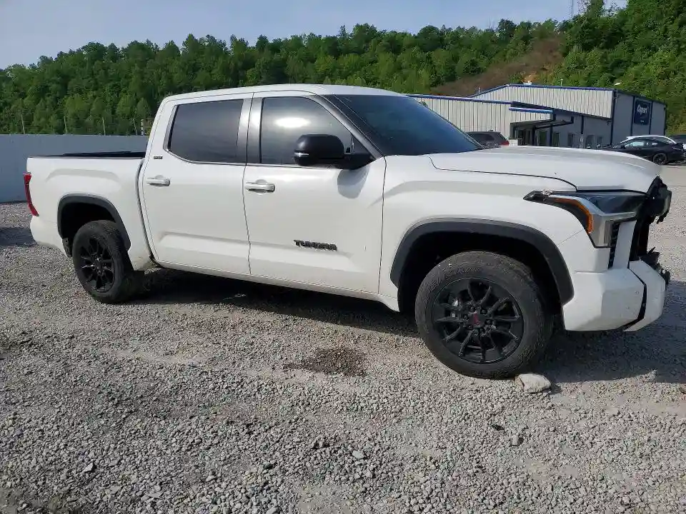 5TFLA5DB0SX256992 2025 TOYOTA TUNDRA-3