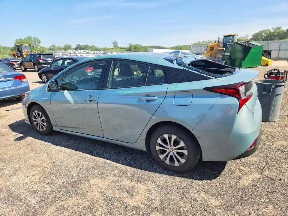 JTDL9RFU8K3010424 2019 TOYOTA PRIUS-1