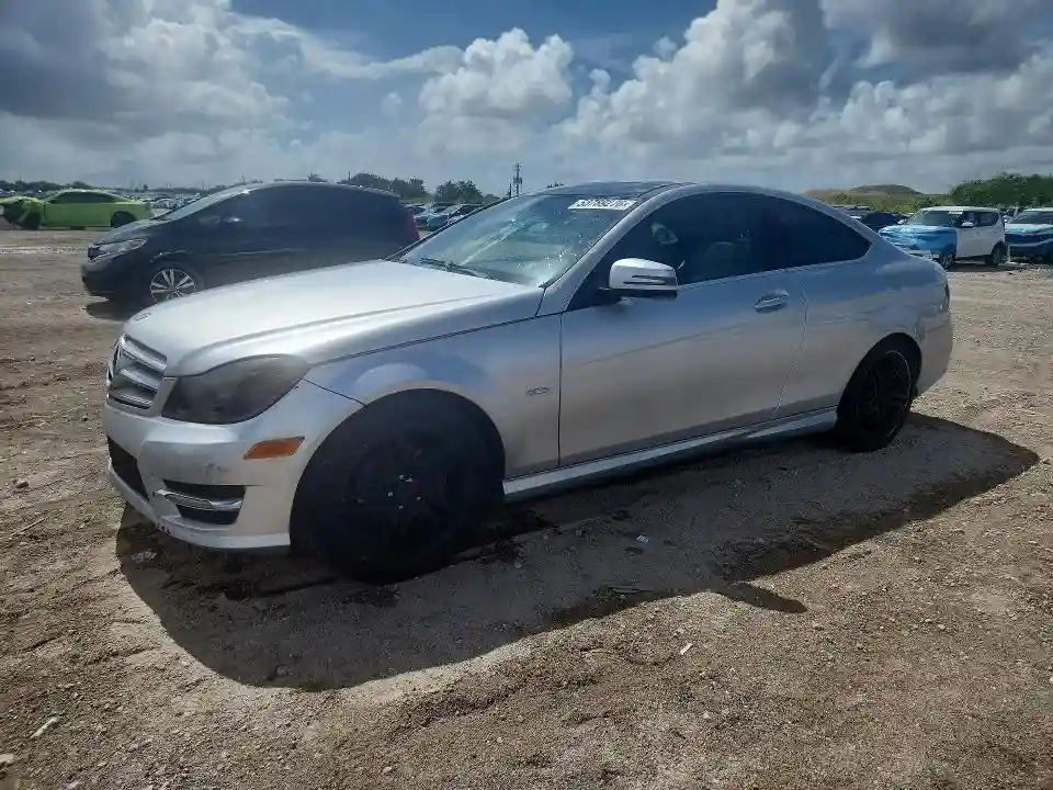 WDDGJ4HB0CF765726 2012 MERCEDES-BENZ C-CLASS-0