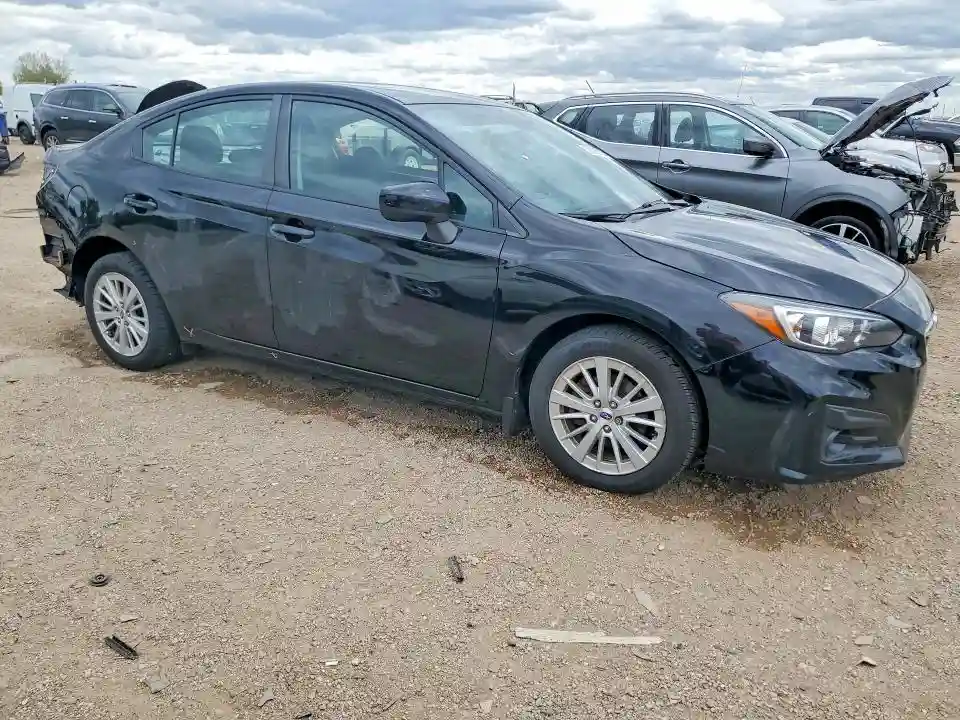 4S3GKAB62J3600423 2018 SUBARU IMPREZA-3