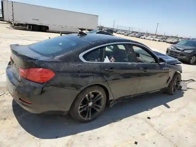 WBA4F7C38HG787973 2017 BMW 4 SERIES-2