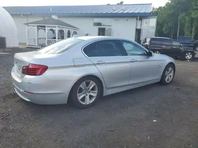 WBAXH5C54CDW10425 2012 BMW 5 SERIES-2