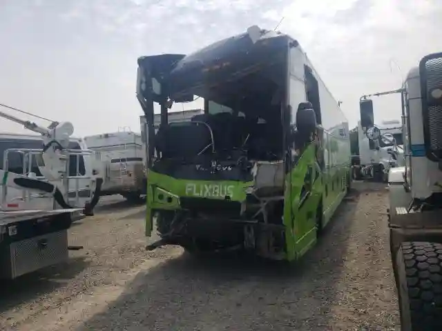 YE2XC81B0M3081662 2021 VAN HOOL ALL MODELS-1
