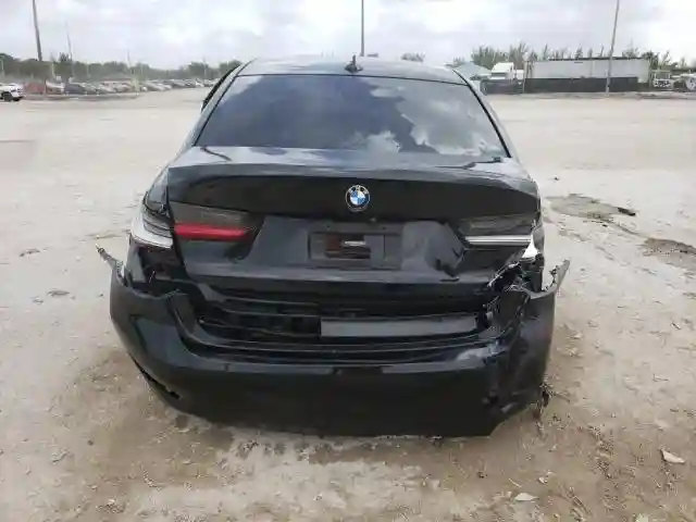 3MW5R1J55K8B00371 2019 BMW 3 SERIES-5